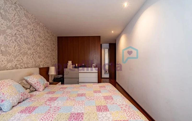 Apartamento T3 para Arrendamento em Paranhos Foto 15