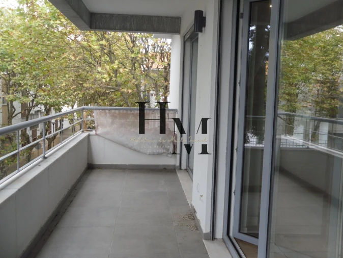 Apartamento T4 para Venda em Carcavelos e Parede Foto 13