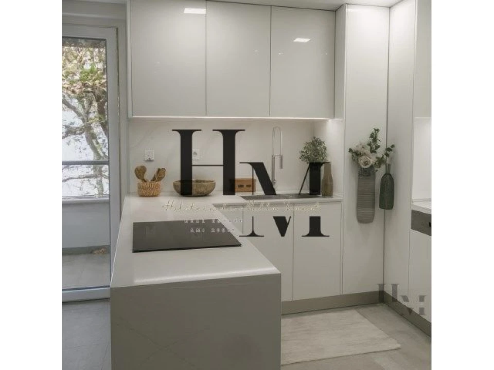 Apartamento T4 para Venda em Carcavelos e Parede Foto 6