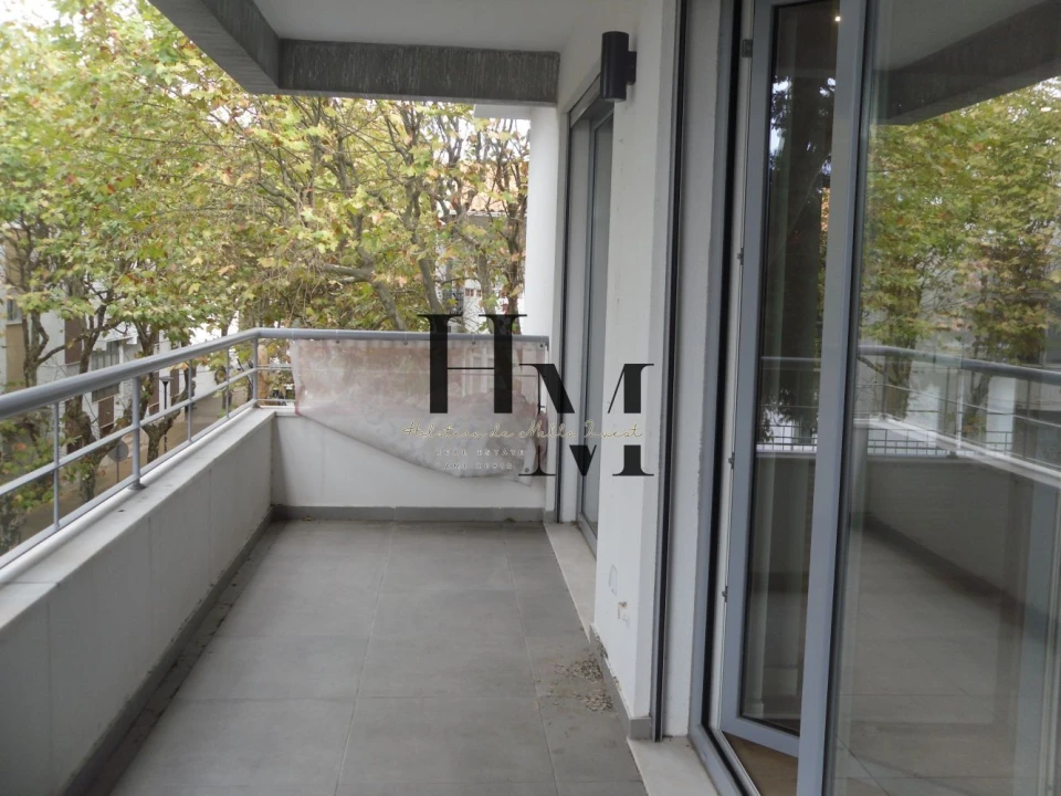 Apartamento T4 para Venda em Carcavelos e Parede Foto 13