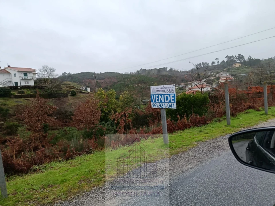 Terreno para Venda em Nogueira do Cravo Foto 2