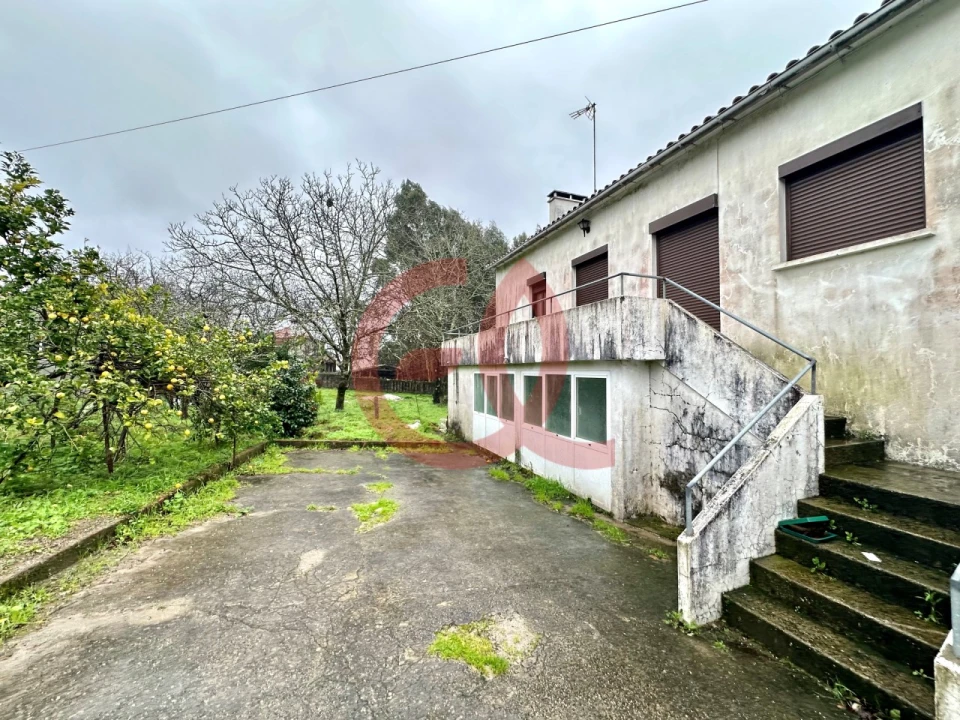 Moradia T3 para Venda em Vila Nova de Anha Foto 2