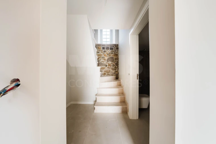 Moradia T3 para Venda em São Bartolomeu dos Galegos e Moledo Foto 9