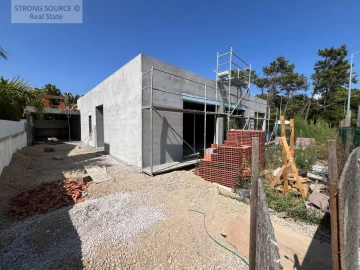 Moradia T3 para Venda em Sesimbra (Castelo)