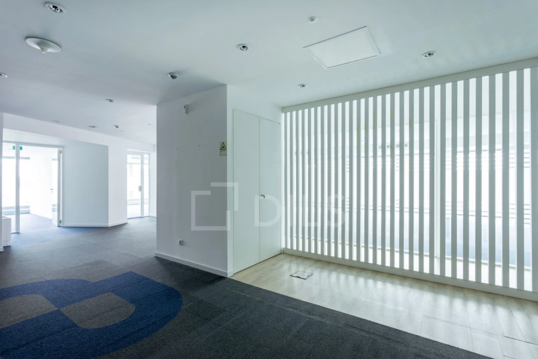 Escritório para Arrendamento em Campolide Foto 13