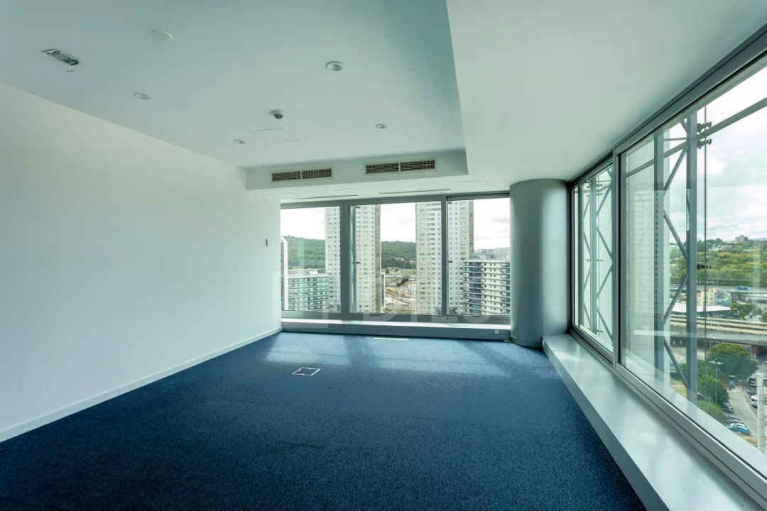 Escritório para Arrendamento em Campolide Foto 8