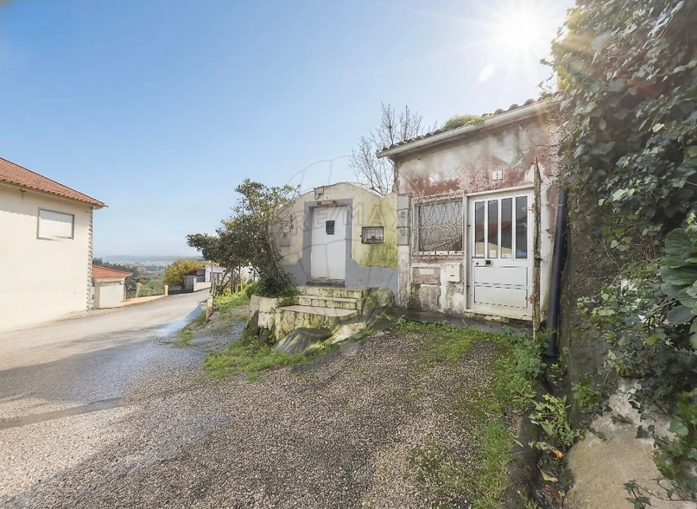 Armazém para Venda em Azueira e Sobral da Abelheira Foto 4