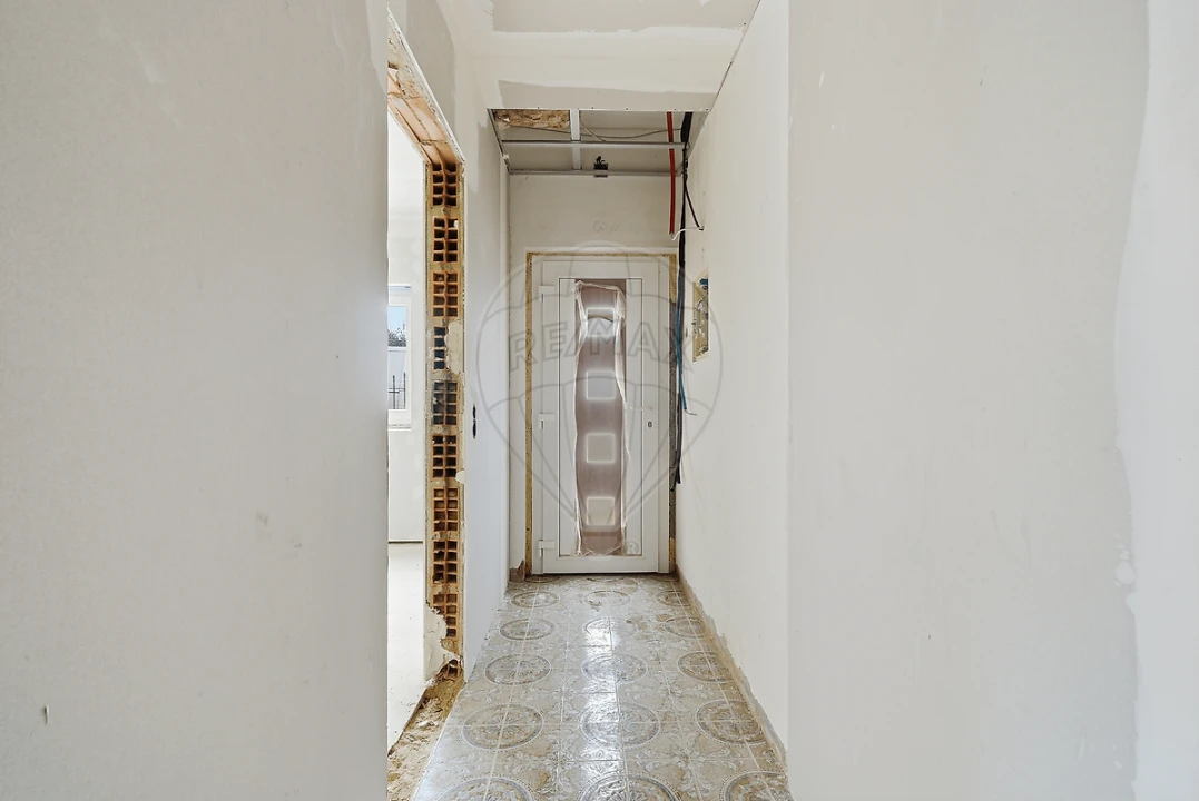 Moradia T2 para Venda em A dos Cunhados e Maceira Foto 12