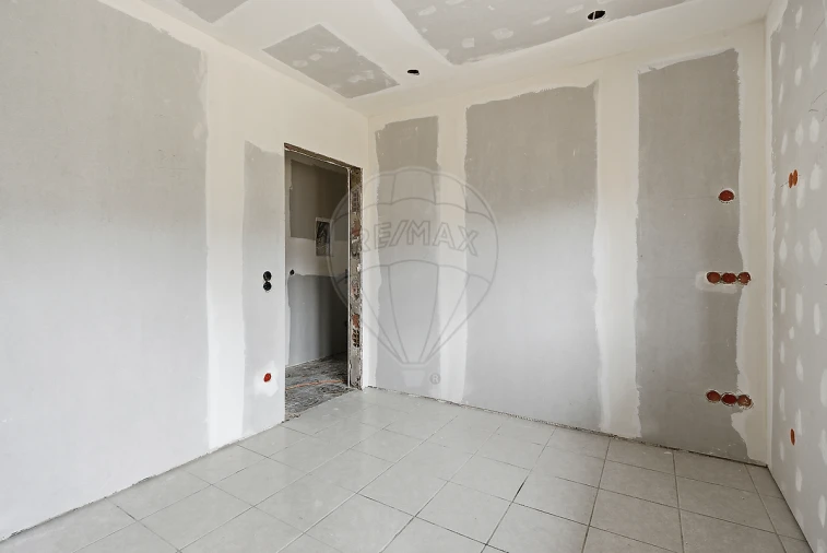 Moradia T2 para Venda em A dos Cunhados e Maceira Foto 6