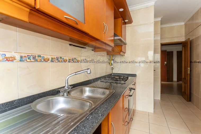 Apartamento T2 para Venda em Encosta do Sol Foto 10