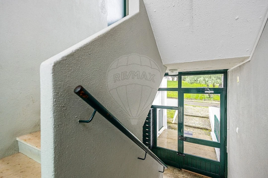 Apartamento T3 para Venda em Póvoa de Santa Iria e Forte da Casa Foto 17