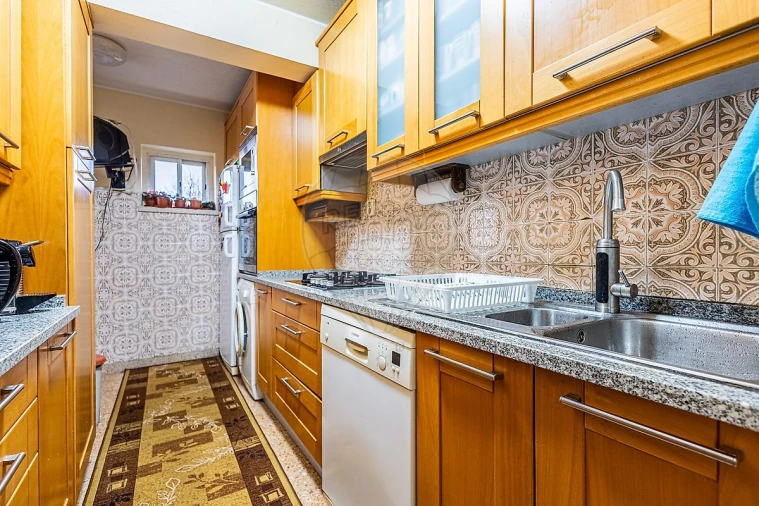 Apartamento T3 para Venda em Póvoa de Santa Iria e Forte da Casa Foto 11