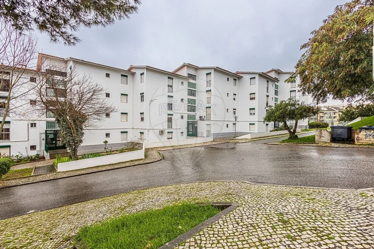 Apartamento T3 para Venda em Póvoa de Santa Iria e Forte da Casa Foto 15