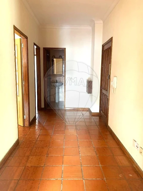 Apartamento T3 para Venda em Cidade da Maia