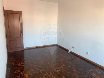 Apartamento T3 para Venda em Cidade da Maia