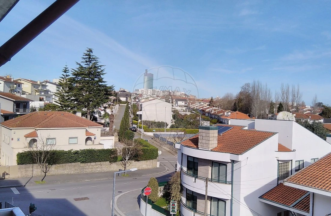 Apartamento T3 para Venda em Cidade da Maia Foto 11