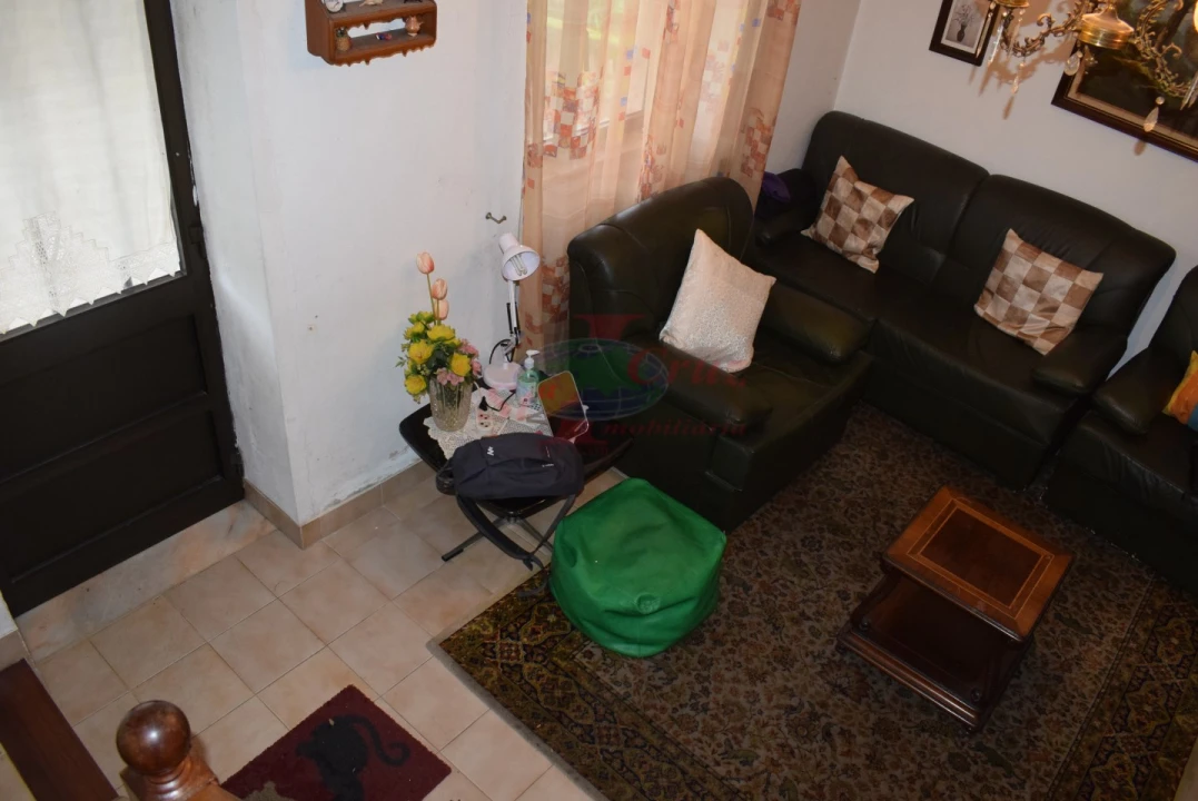 Moradia T3 para Venda em Santo Antonio dos Olivais Foto 2