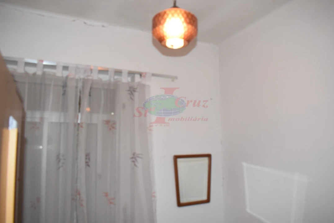 Moradia T3 para Venda em Santo Antonio dos Olivais Foto 15