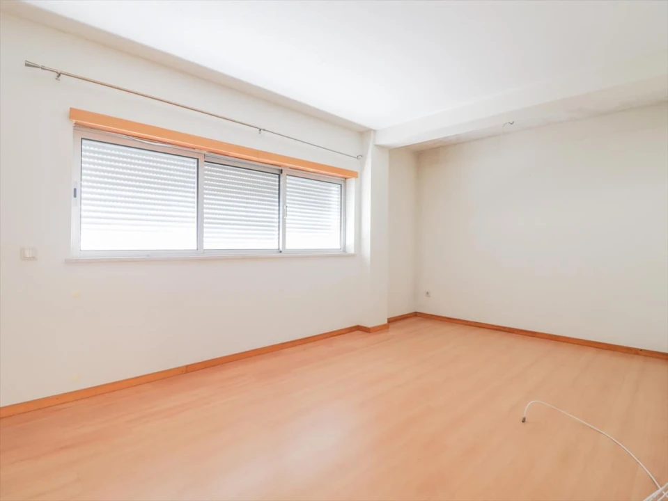 Apartamento T2 para Venda em Buarcos Foto 5