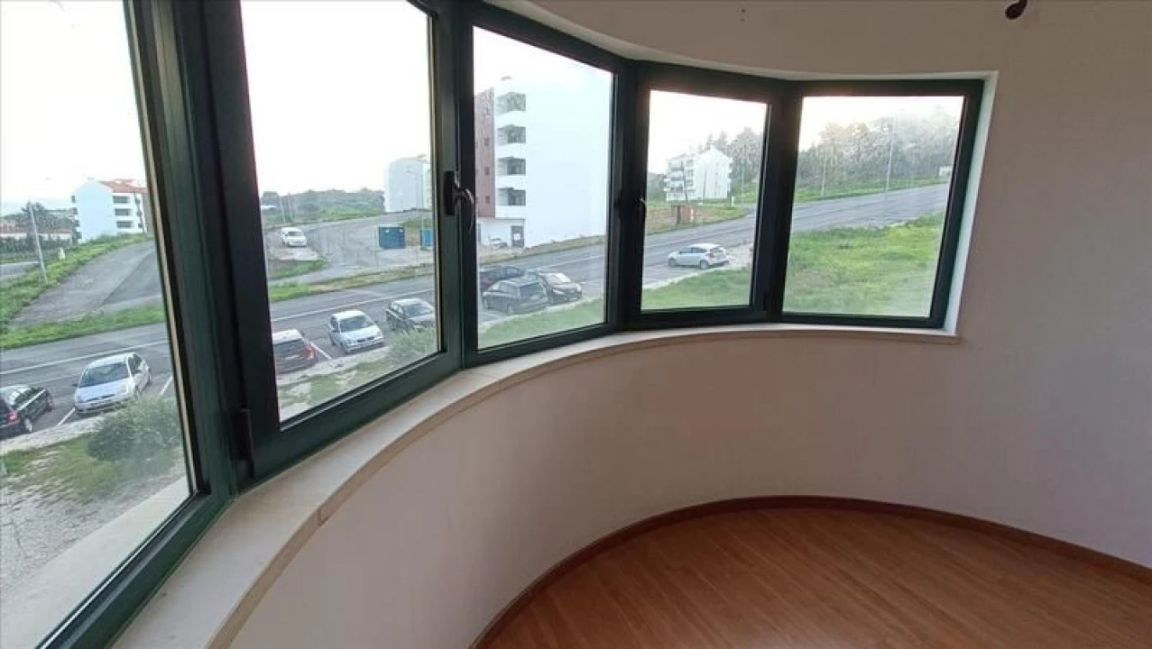 Apartamento T3 para Venda em Alenquer (Santo Estêvão e Triana) Foto 3