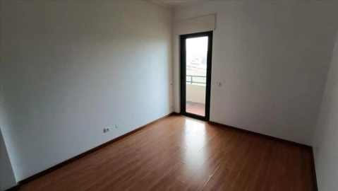 Apartamento T3 para Venda em Alenquer (Santo Estêvão e Triana)