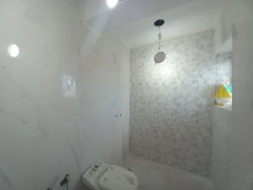 Apartamento T4 para Venda em Laranjeiro e Feijó