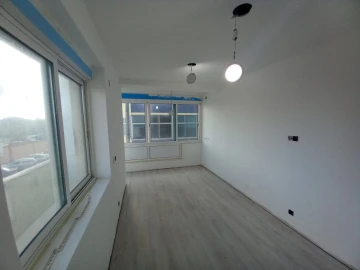 Apartamento T4 para Venda em Laranjeiro e Feijó