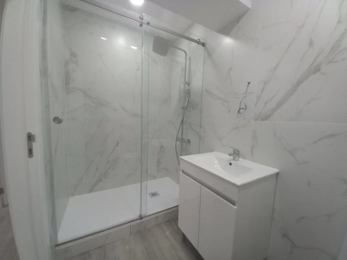 Apartamento T3 para Venda em Costa da Caparica Foto 5