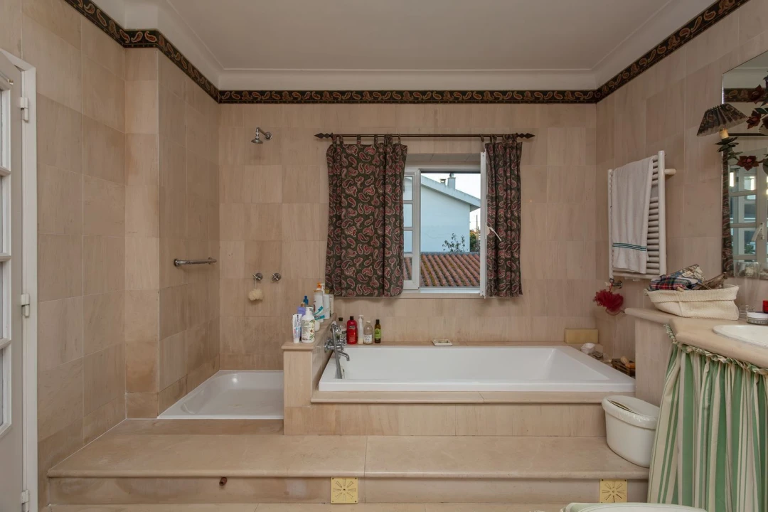 Moradia T4 para Venda em Cacém e São Marcos Foto 27