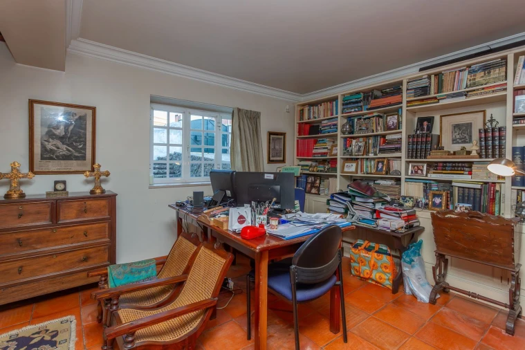 Moradia T4 para Venda em Cacém e São Marcos Foto 7