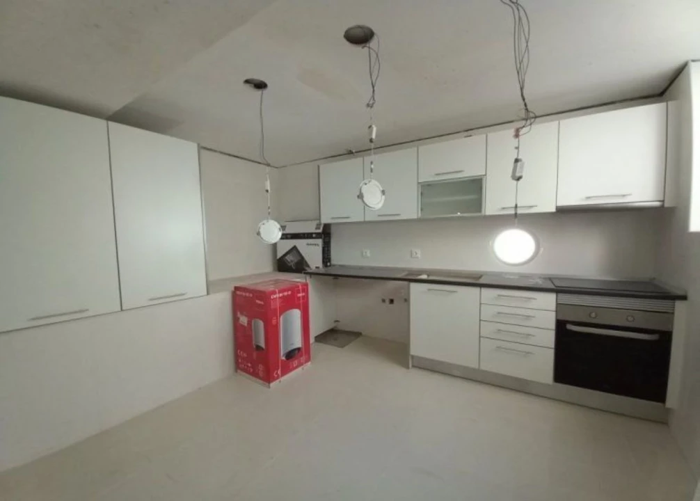 Moradia T4 para Venda em Carcavelos e Parede Foto 4