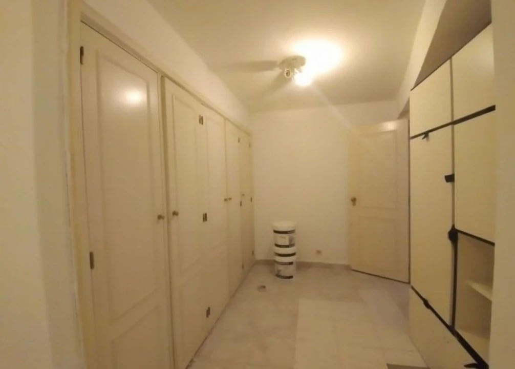 Moradia T6 para Venda em Cacém e São Marcos Foto 8