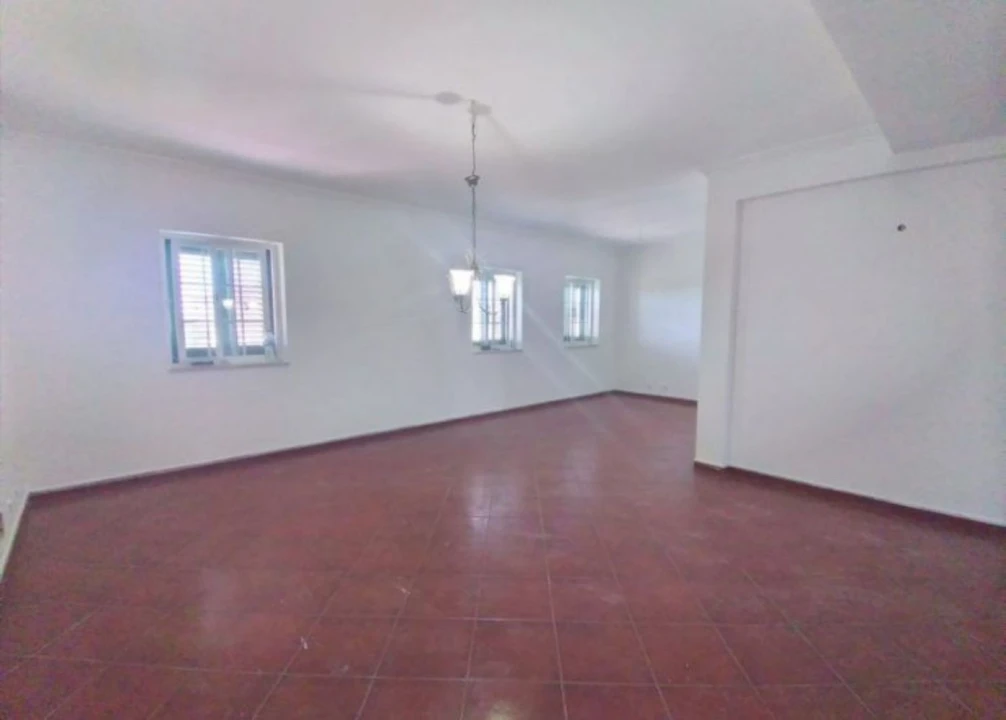 Moradia T6 para Venda em Cacém e São Marcos Foto 18