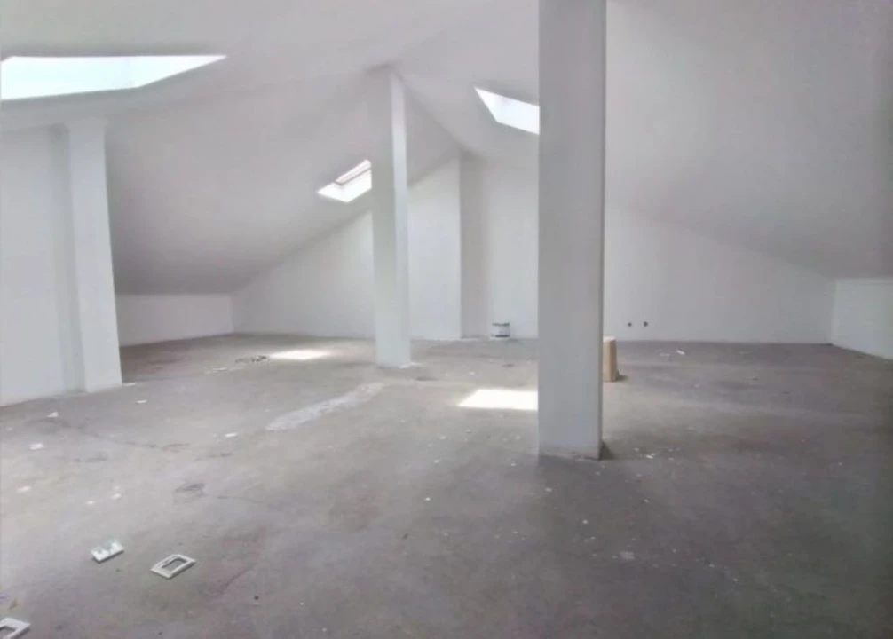 Moradia T6 para Venda em Cacém e São Marcos Foto 21