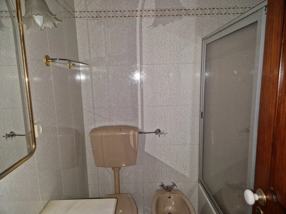 Apartamento T3 para Venda em Pontinha e Famões Foto 12