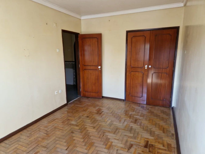 Apartamento T3 para Venda em Pontinha e Famões Foto 10