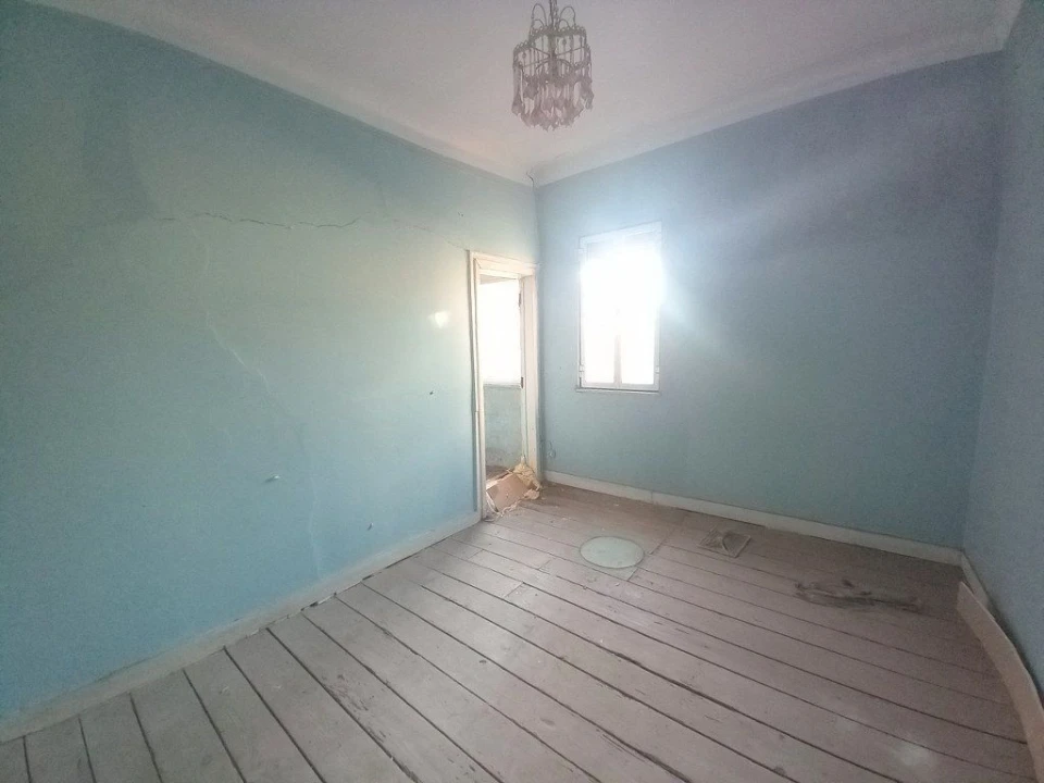 Apartamento T4 para Venda em Alvalade Foto 10