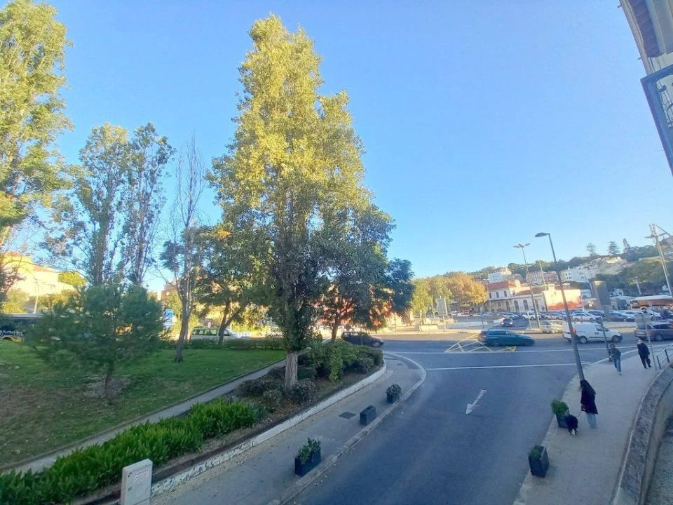 Apartamento T4 para Venda em Alvalade Foto 18