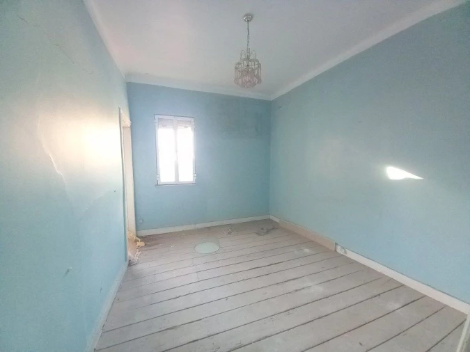 Apartamento T4 para Venda em Alvalade Foto 8