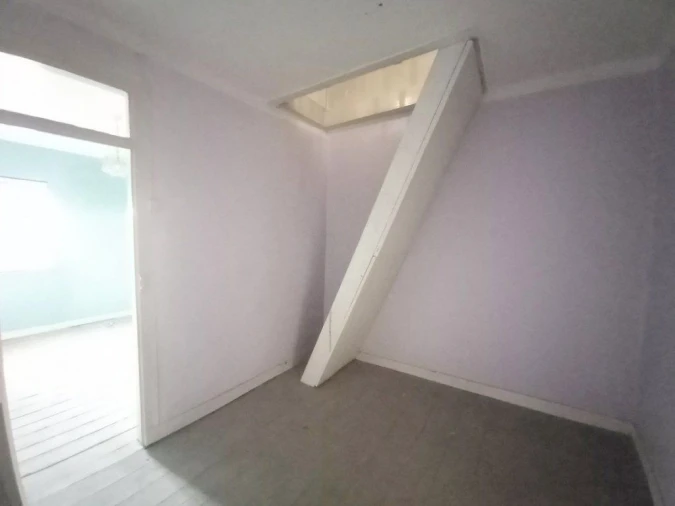 Apartamento T4 para Venda em Alvalade Foto 12