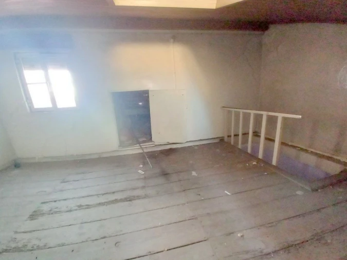 Apartamento T4 para Venda em Alvalade Foto 14