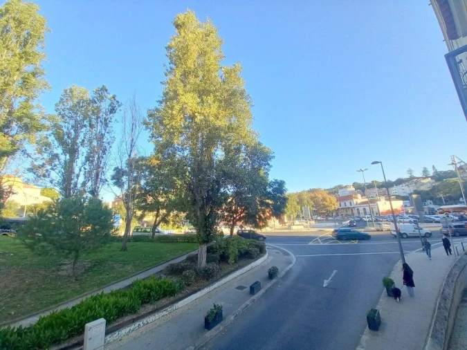 Apartamento T4 para Venda em Alvalade Foto 18