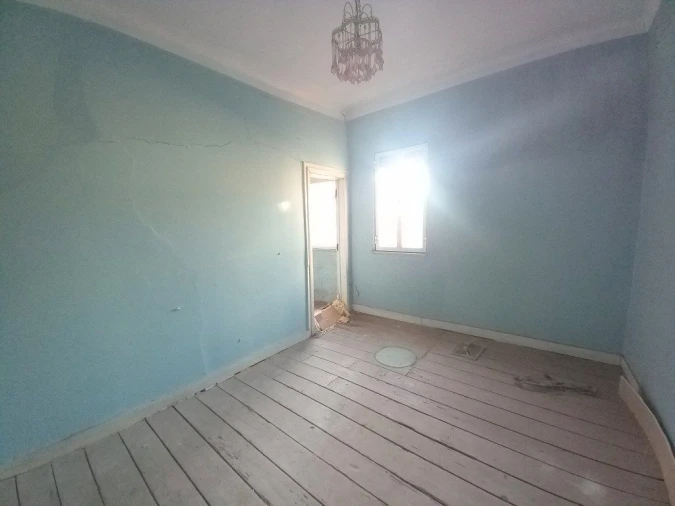 Apartamento T4 para Venda em Alvalade Foto 10