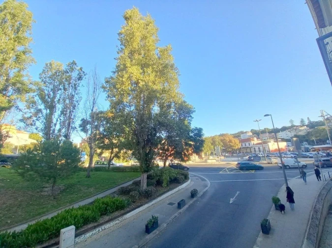 Apartamento T4 para Venda em Alvalade Foto 18