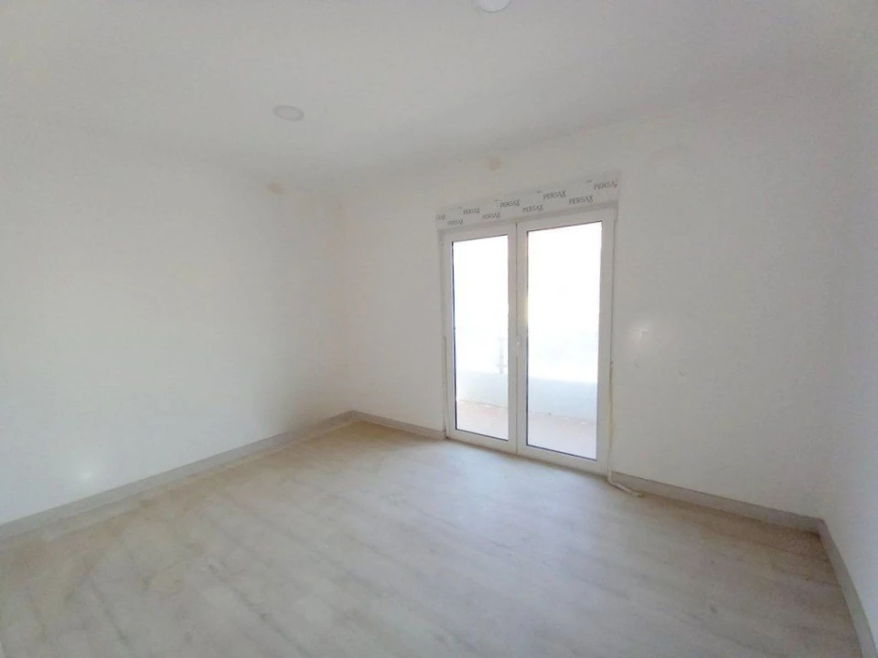 Moradia T6 para Venda em Amora Foto 9