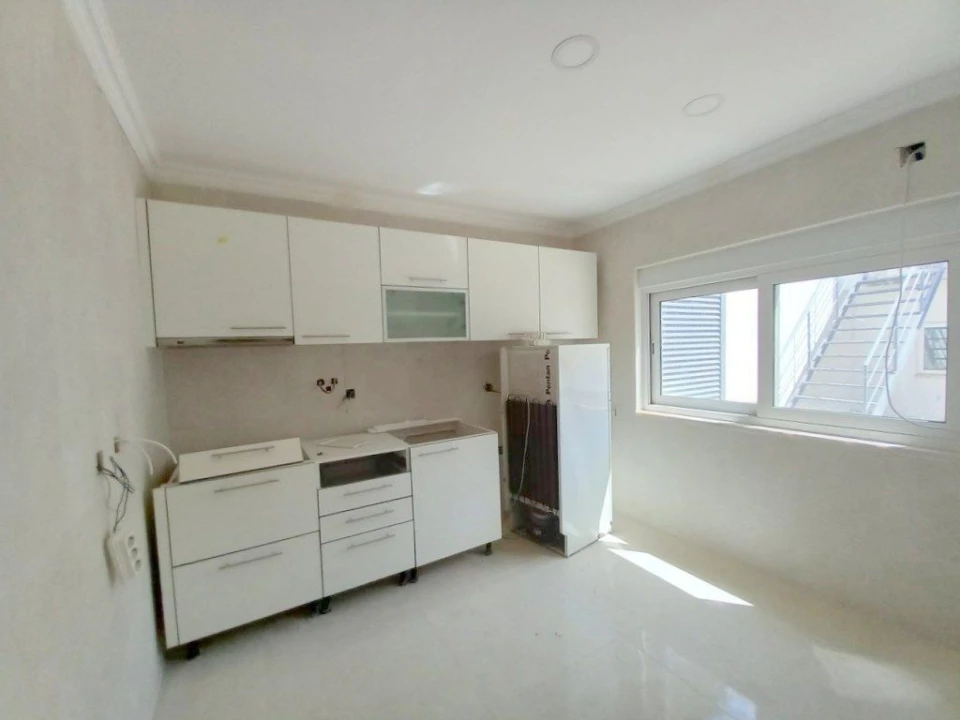 Moradia T6 para Venda em Amora Foto 8