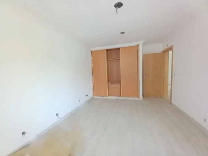 Moradia T6 para Venda em Amora Foto 15