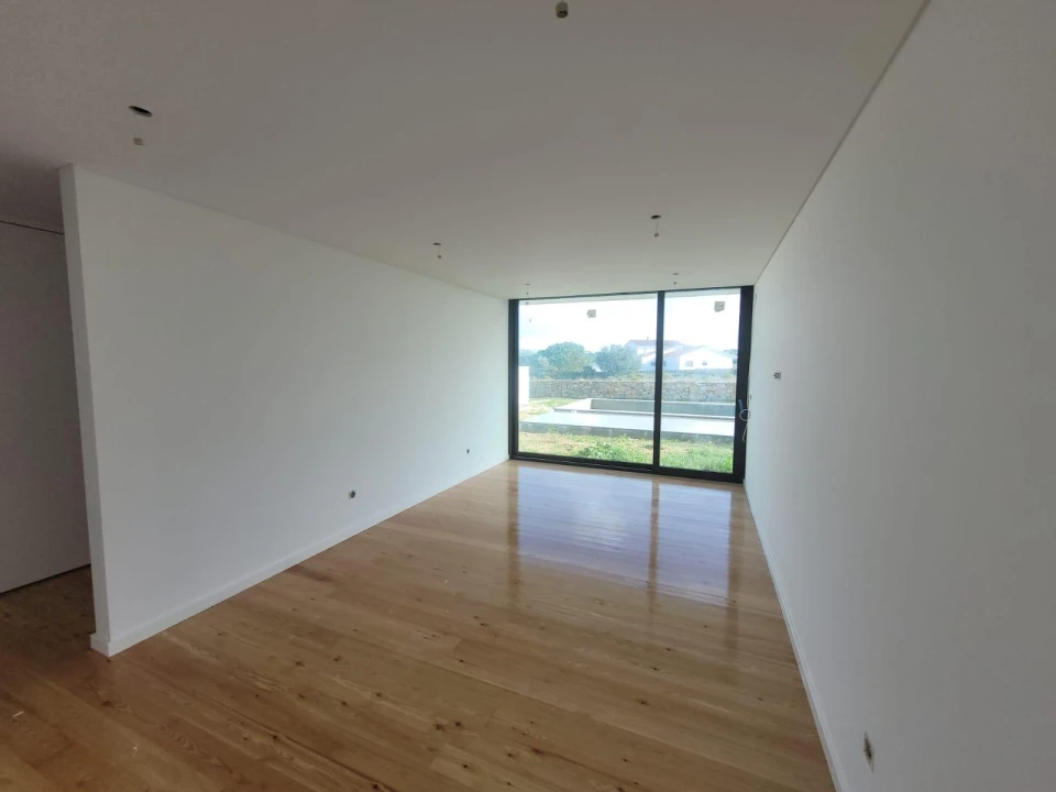 Moradia T4 para Venda em São João das Lampas e Terrugem Foto 48