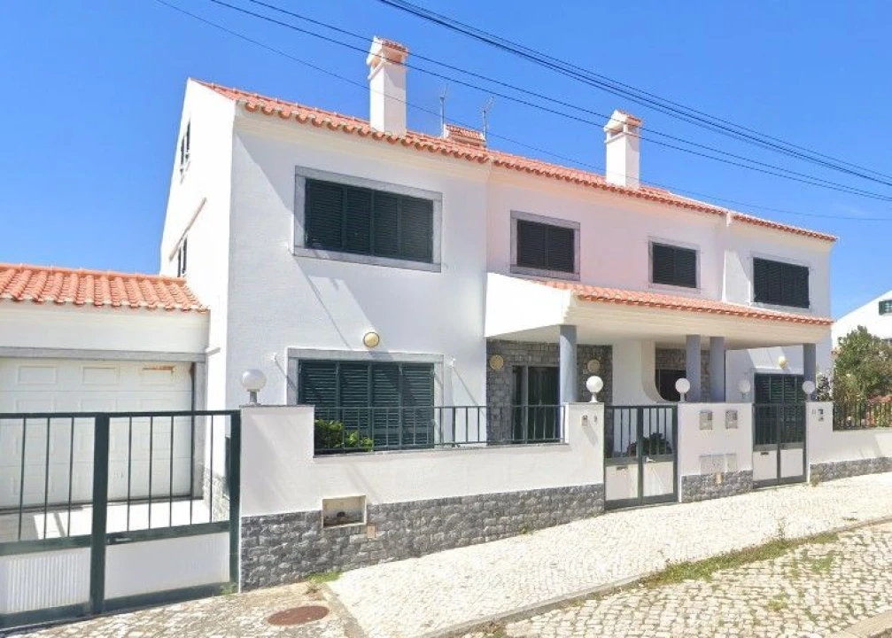 Moradia T5 para Venda em Santo Isidoro Foto 4