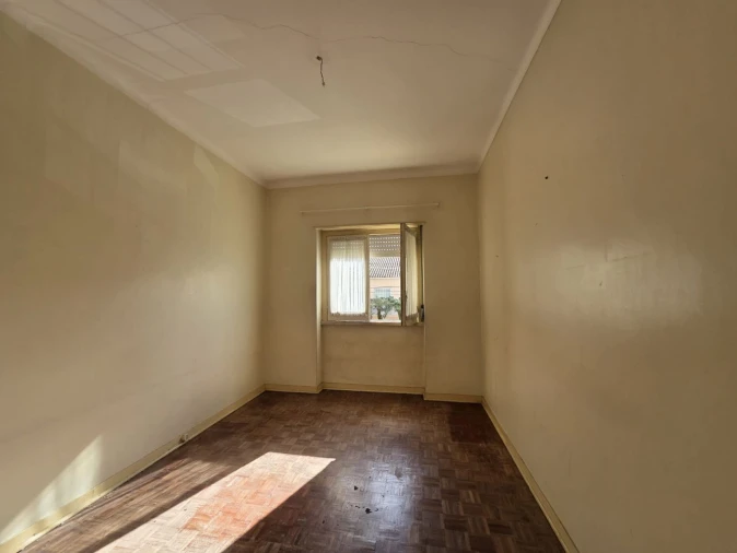 Apartamento T4 para Venda em Cacém e São Marcos Foto 12